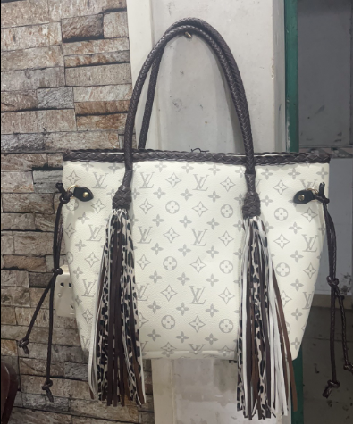 White Leopard Tote LV faux